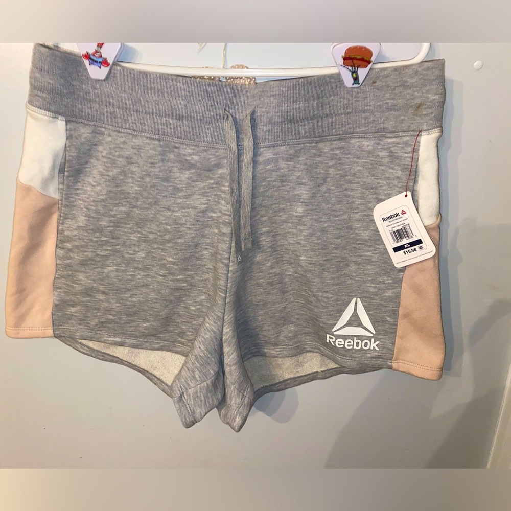 Reebok woman shorts